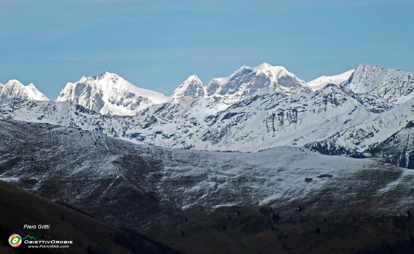 42 Zoom verso il Gruppo del Bernina.JPG